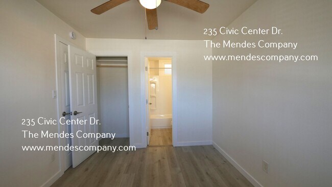 235 Civic Center Dr. Unidad 6