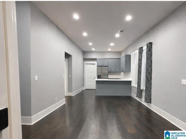 Photo - 1421 5th Ave W