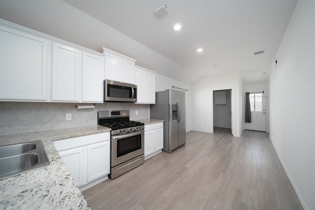 Photo - 18450 White Stallion Ln
