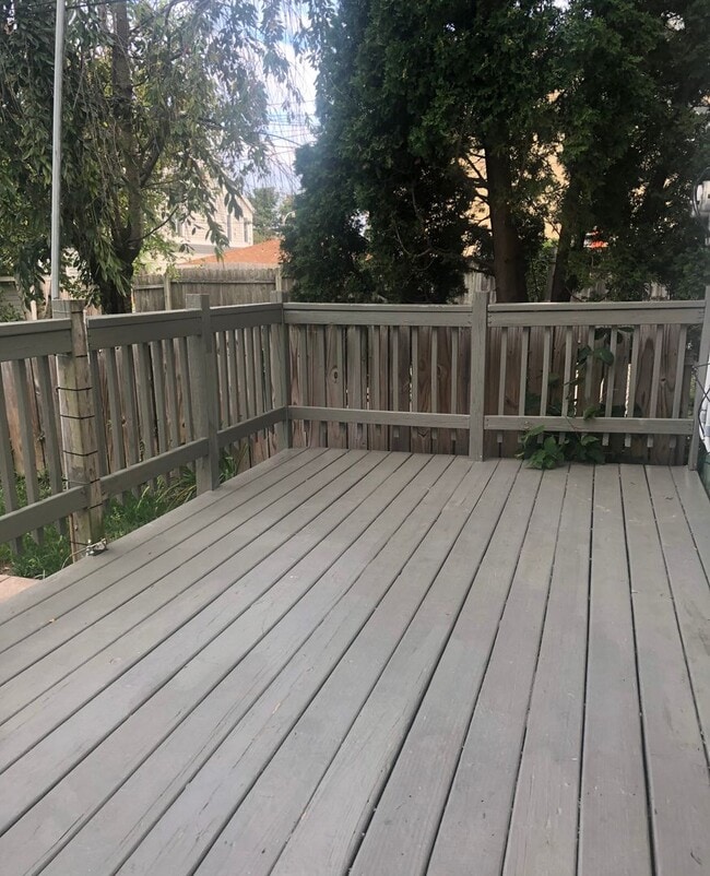 Photo - 2627-29 N. Bartlett Ave. Unit Lower