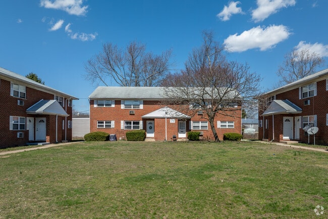 Gatehouse Apartment