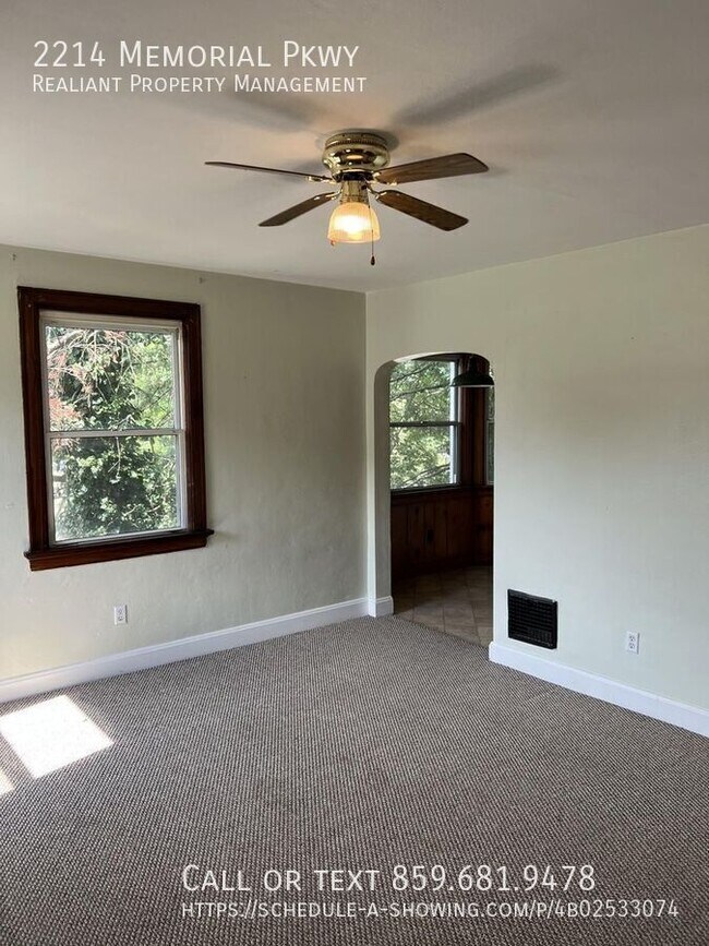 Photo - 2214 Memorial Pkwy