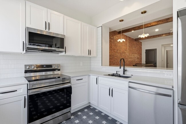 Photo - 4417 N 9th St Unit Front