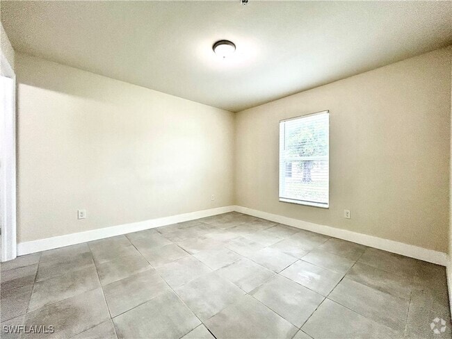 Building Photo - 1631 SW 1st Ave Unit 102 Rental