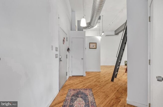 Photo - 428-40 N 13th St