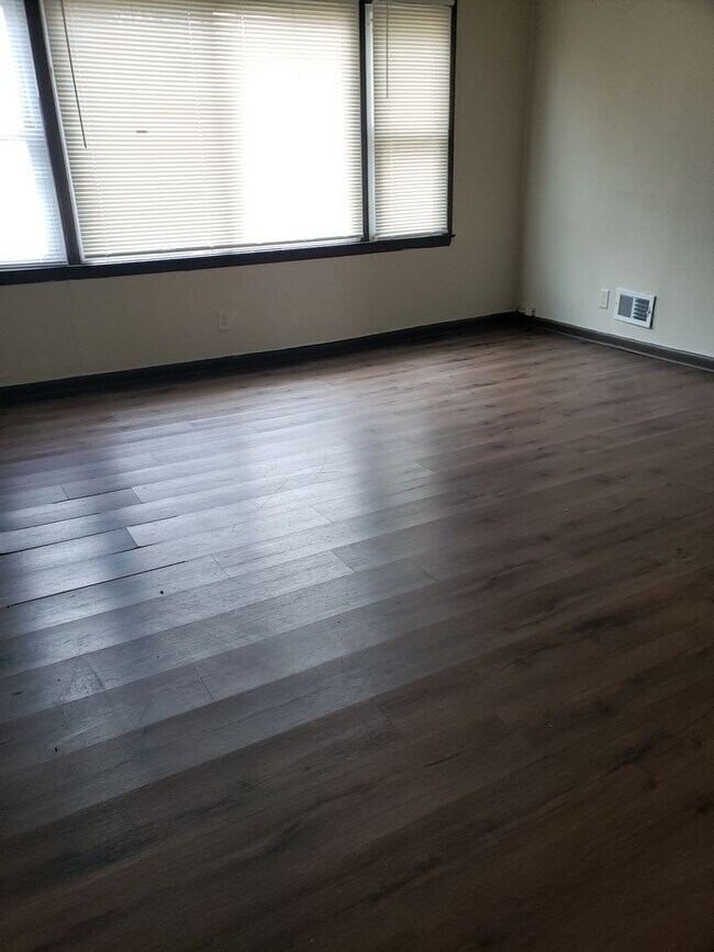 Photo - 7940WHamptonM Unit 7942