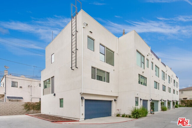 Building Photo - 4515 Ayla Ln Rental