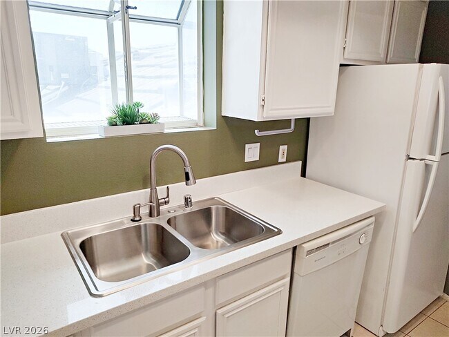 Photo - 5350 Rod Ct Unit 203