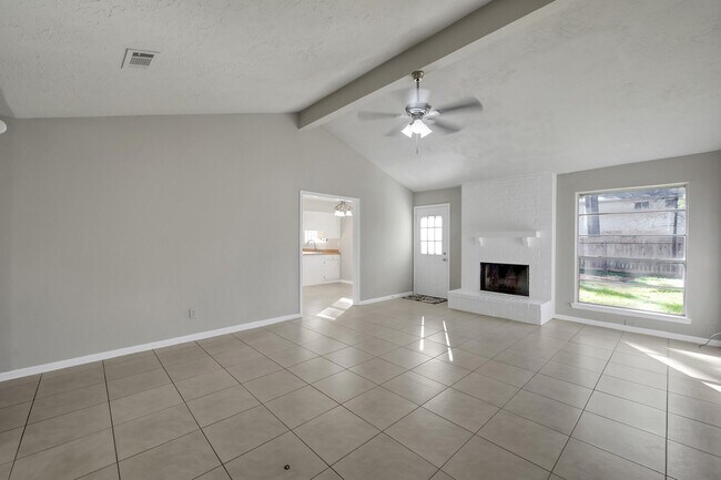 Photo - 4310 Enchantedgate Dr