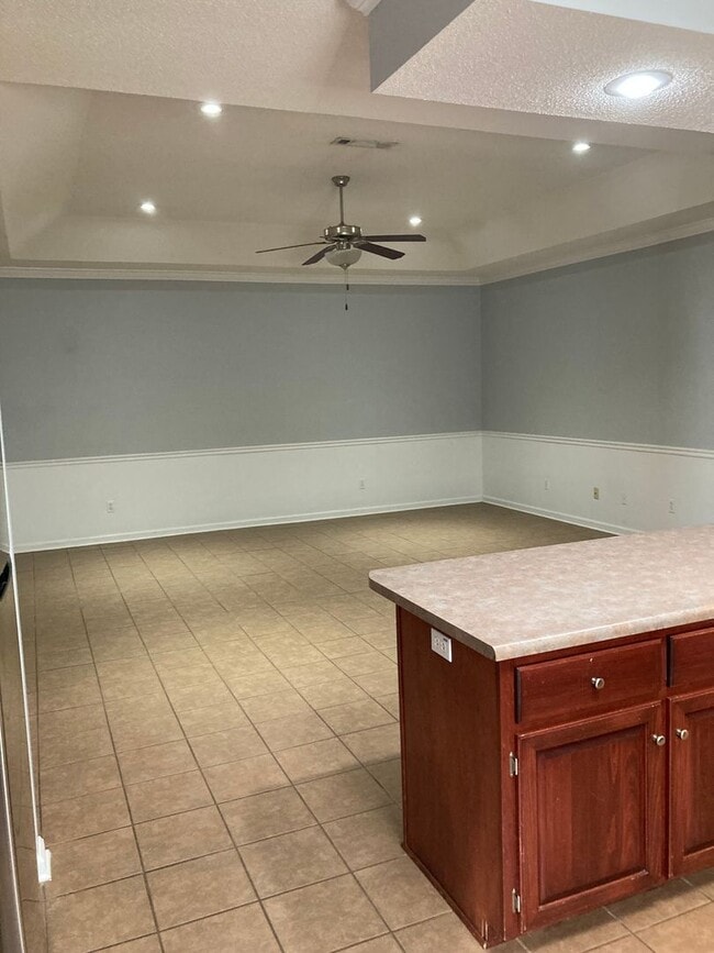 Photo - 138 Concord Ave Unidad 1