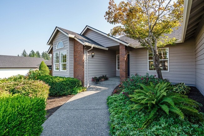 Photo - Beautifully Landscaped 1/4 acre with Well Maintained 4 bedroom 2 Bath Home with 3 Car Garage