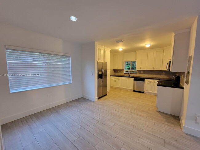 Building Photo - 6515 NW 1st Pl Rental