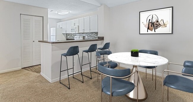 Sabal Palm at Lake Buena Vista Apartment Homes