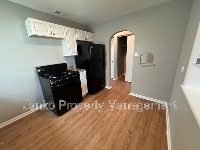 Photo - 2237 Vermont St Unit 1e