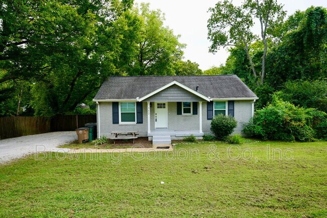 Photo - 363 Strasser Dr