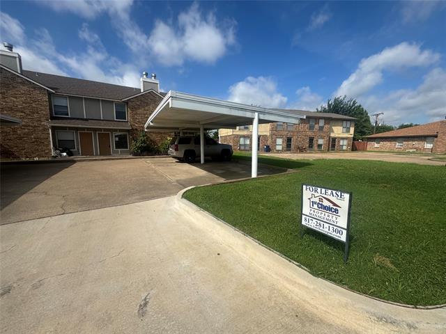 Building Photo - 726 Bluebonnet Dr Rental