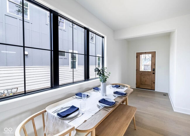 Photo - 2020 Columbia Ave