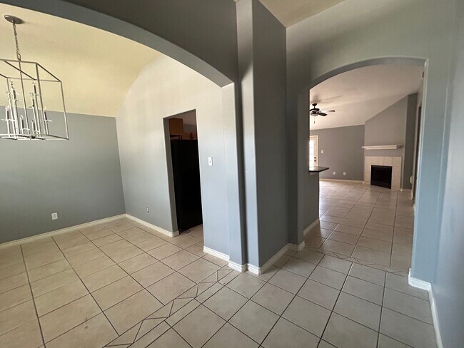 Photo - 17235 Glenpatti Dr