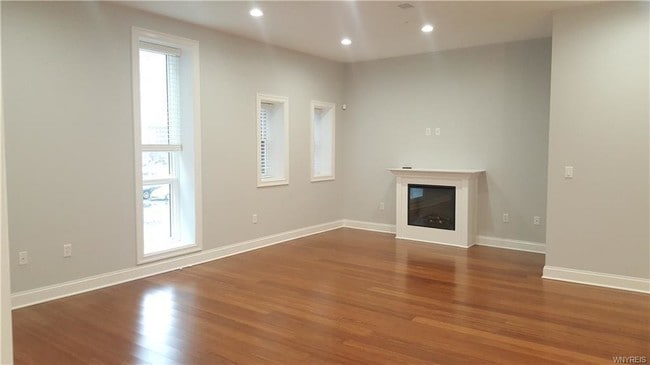 Photo - 220 Franklin St Unidad 3