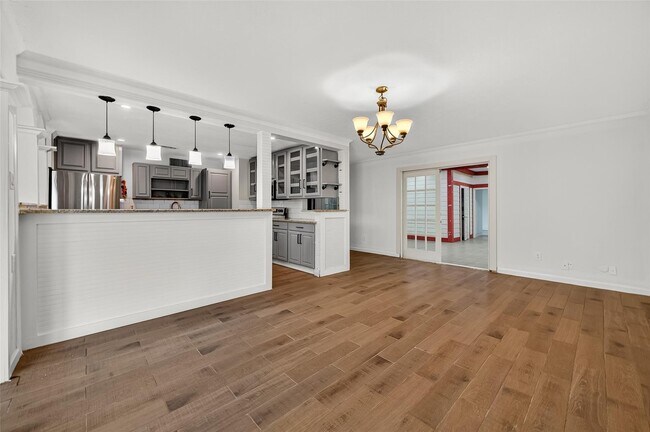 Photo - 5039 Shadowridge Dr