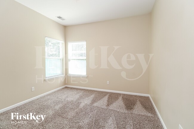 Photo - 8019 Bushy Creek Dr