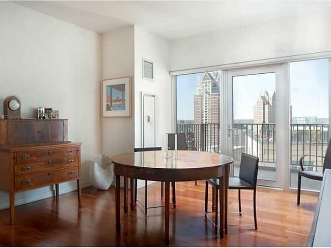 Photo - 100 W Exchange St