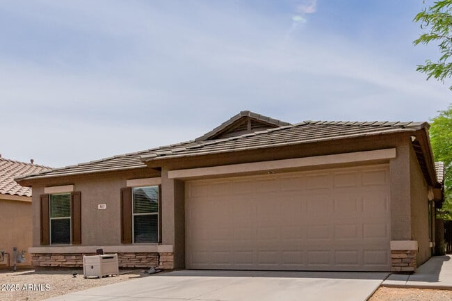 Photo - 983 E Palomino Way