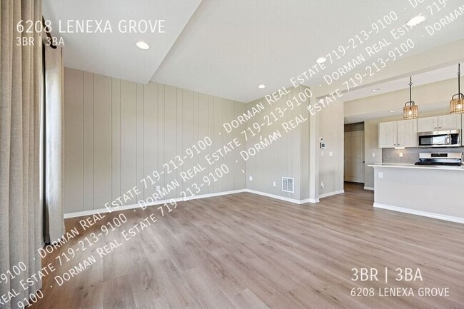 Photo - 6208 Lenexa Grv