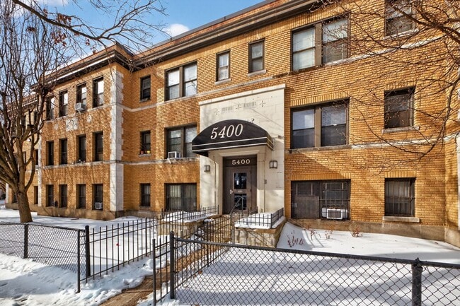 Photo - 5400 7th St NW
