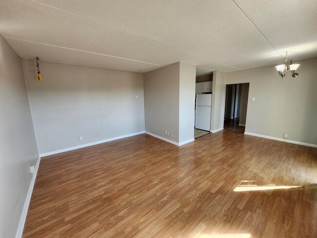 Building Photo - 411 Ellerdale St Unit 804