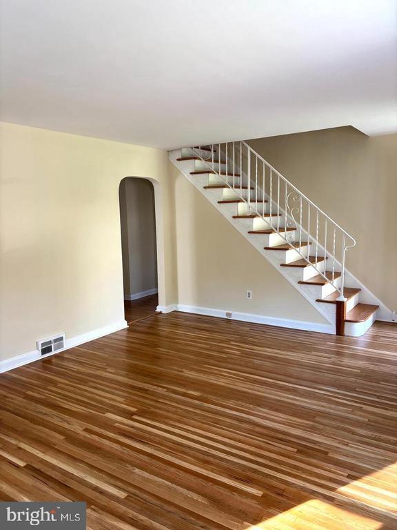 Photo - 154 Wyndmoor Rd