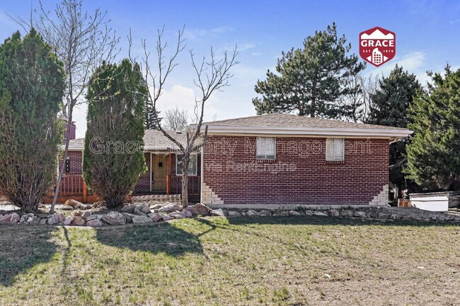 Building Photo - 287 Troy St