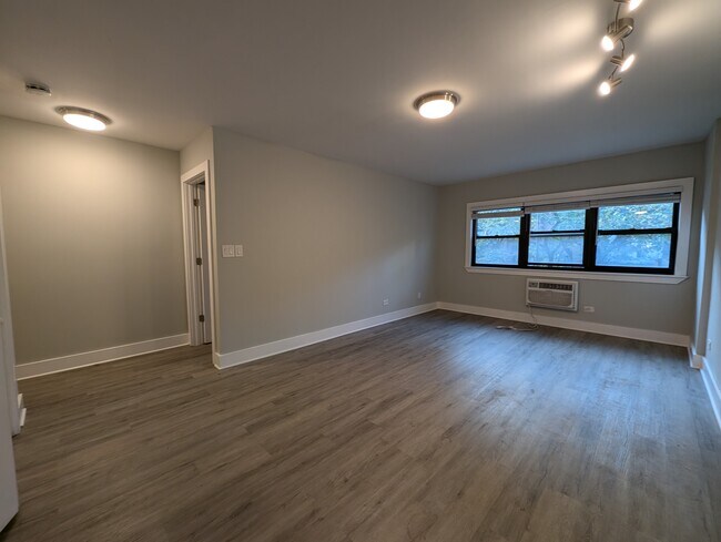 Photo - 1435 N Dearborn St Unit A2