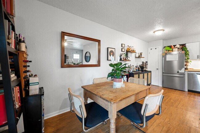 Photo - 5000 West Gate Blvd