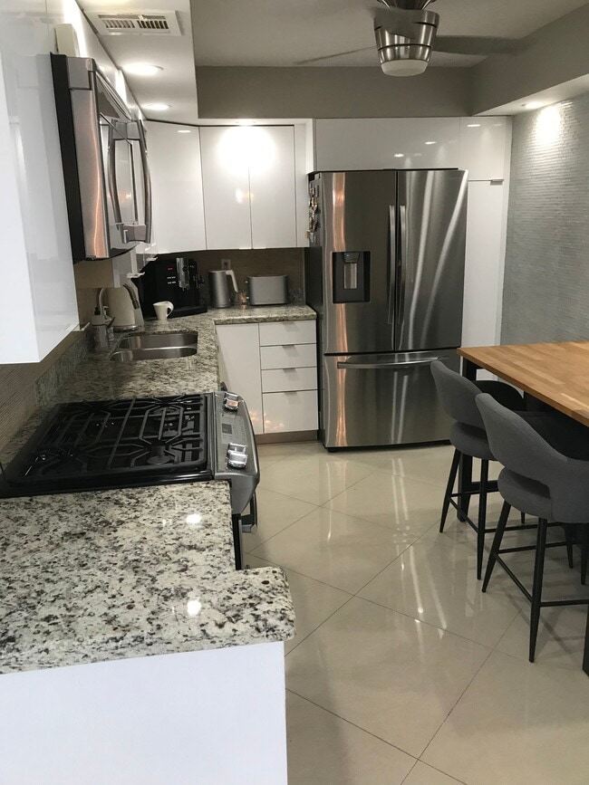 Photo - 3140 S Ocean Dr