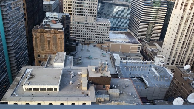 Photo - 8 E Randolph St