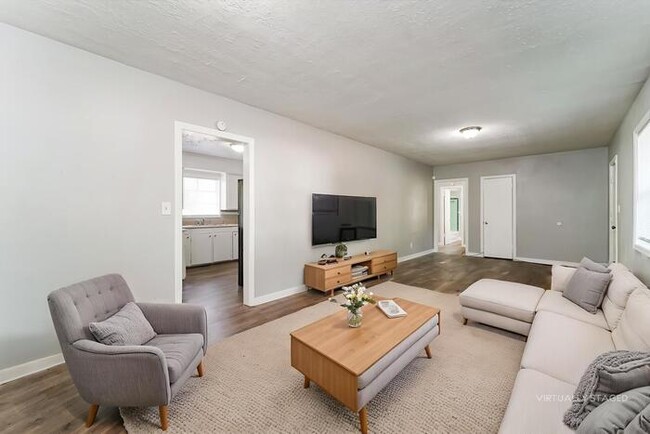 3151 Shirley Dr