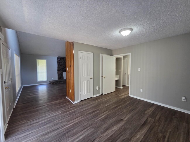 Photo - 6369 Golden Park Dr