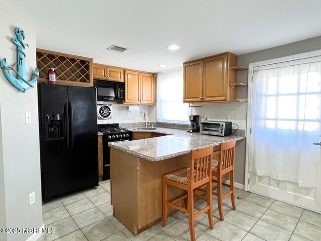 Photo - 112 Kerr Ave