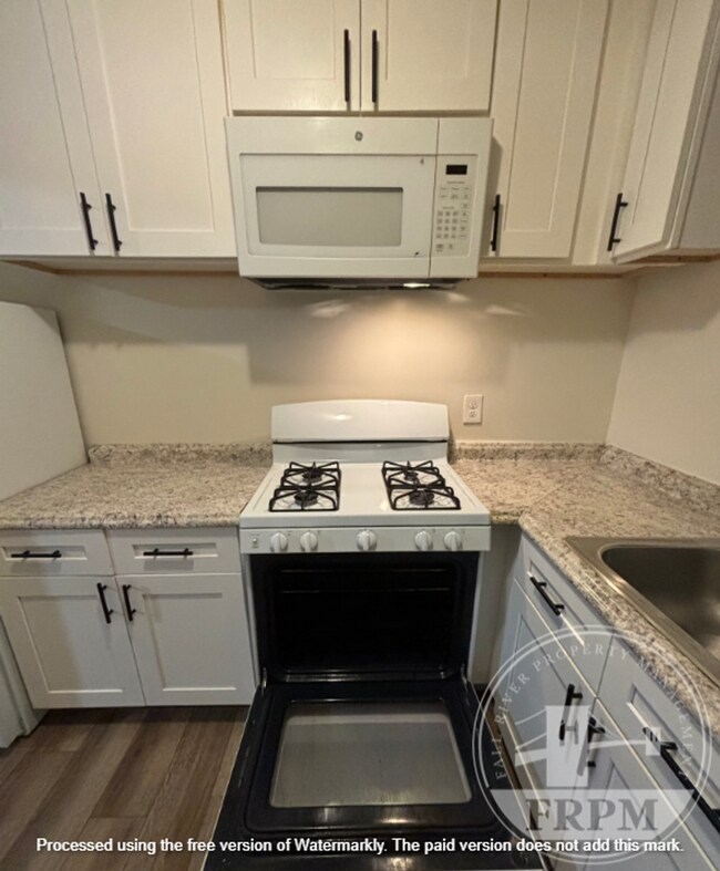 Photo - 90 Montaup St Unit 3