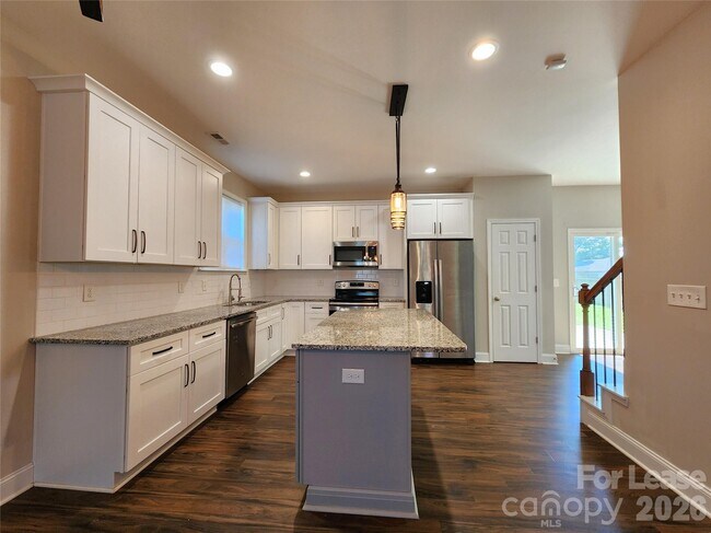 Photo - 2520 Ashe Ave