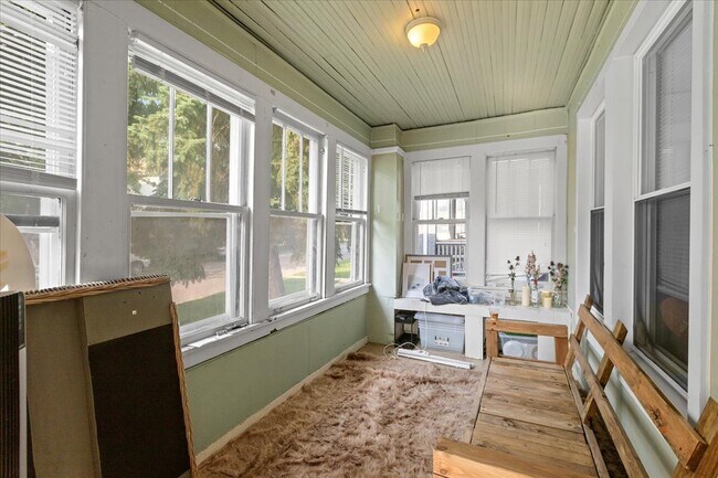 Photo - 1117 Foster St