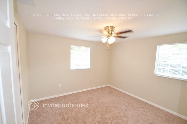 711 Starke Lake Cir