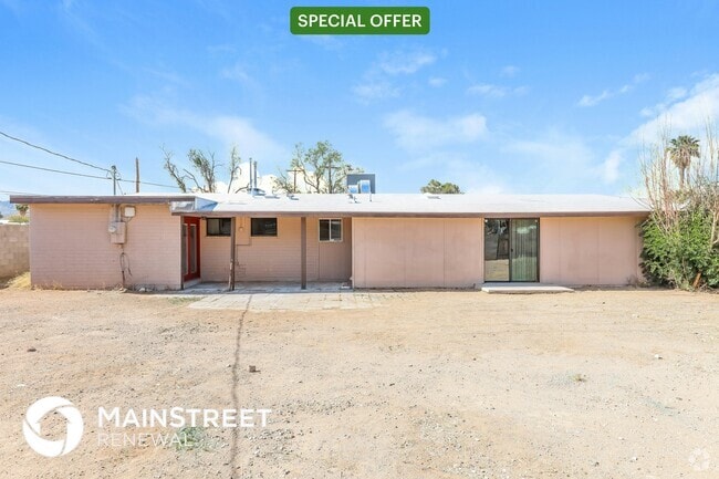 Building Photo - 2561 W Virginia St Rental