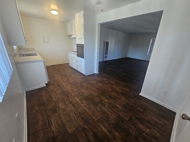 Photo - 2239 E Lenita Ln Unit F