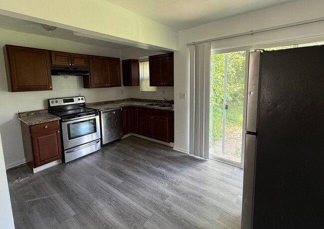 Photo - Updated 2-Bedroom Apartment in Gahanna School District