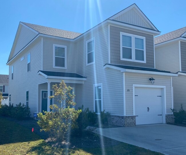 Photo - 3 bed/2.5 bath at end unit townhome in Berkeley Walk at Savannah Quarters with garage