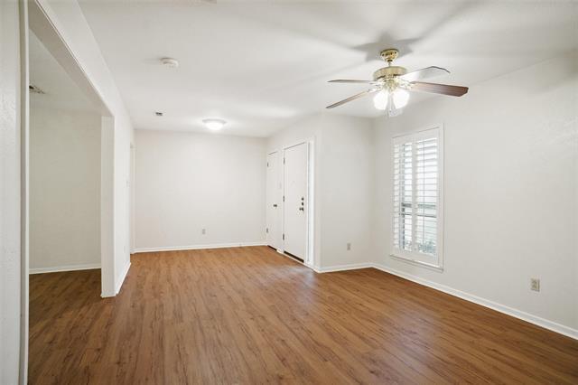 Photo - 4903 Ledgestone Dr