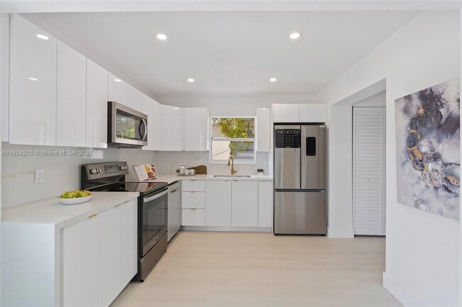 Photo - 813 SW 3rd Ct Casa