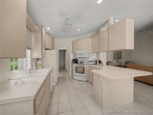 Photo - 8357 SE Double Tree Dr